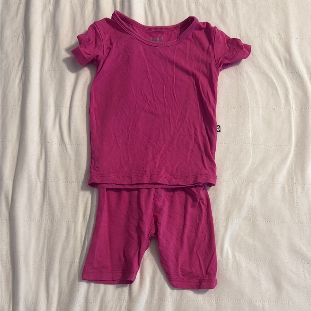 Kyte Baby Short Sleeve two piece Pajama Set